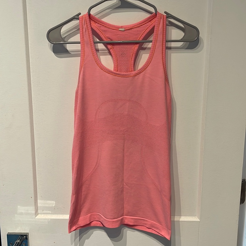 Lululemon Switfly tech tank